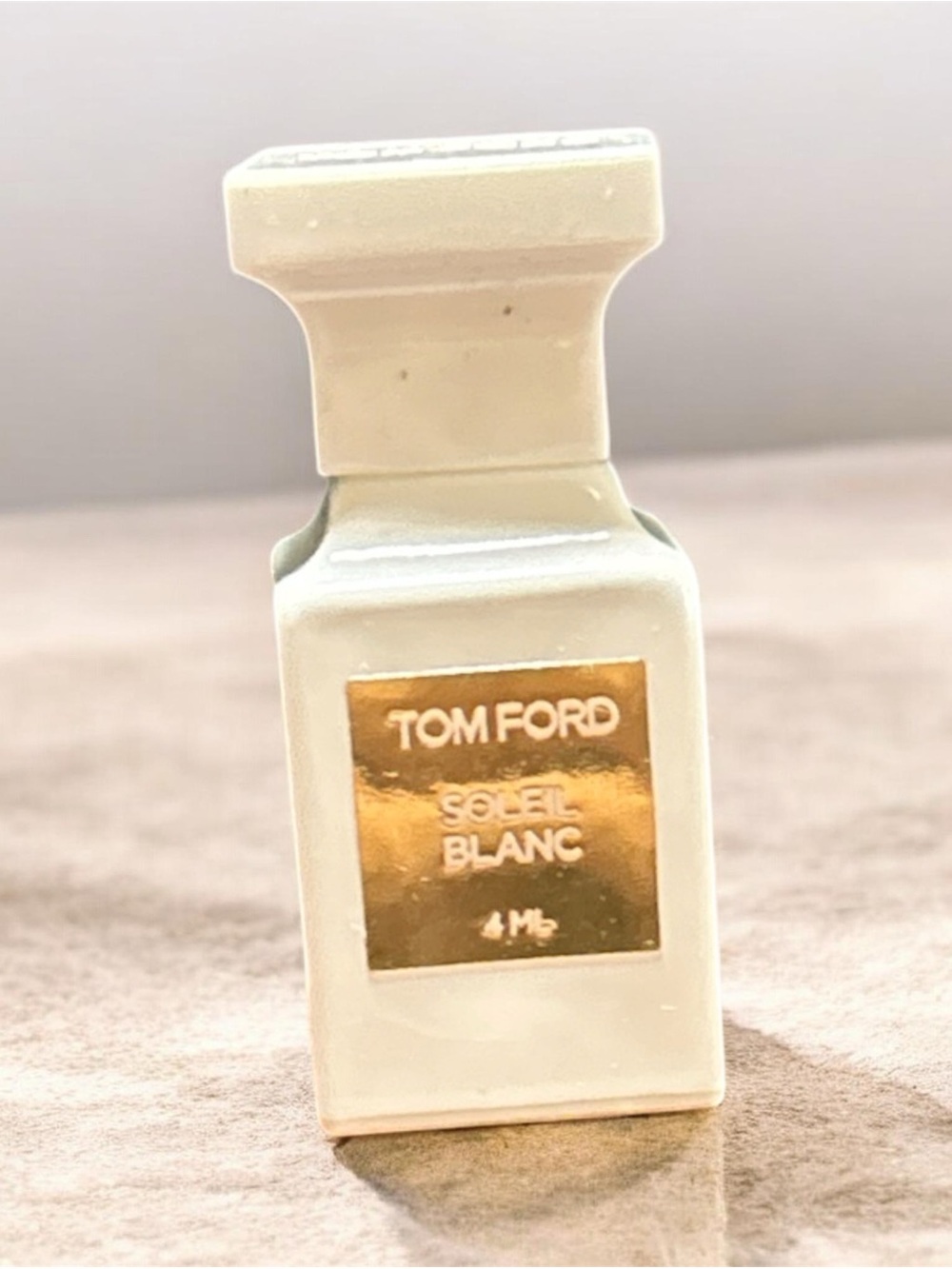 Tom Ford Soleil Blanc White and Gold Mini Perfume Bottle